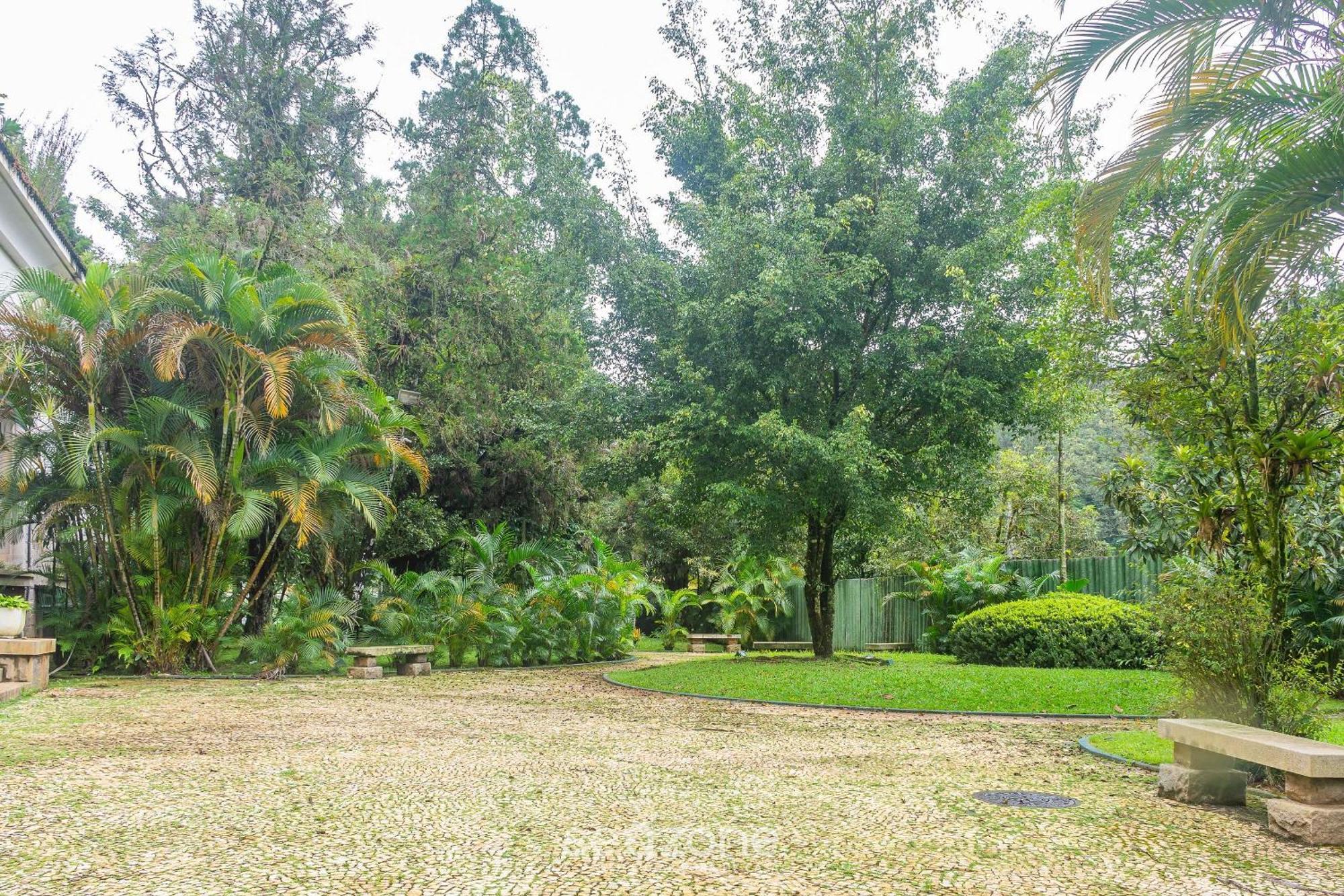 Apto No Historico Palacio Quitandinha Pdq325 Apartamento